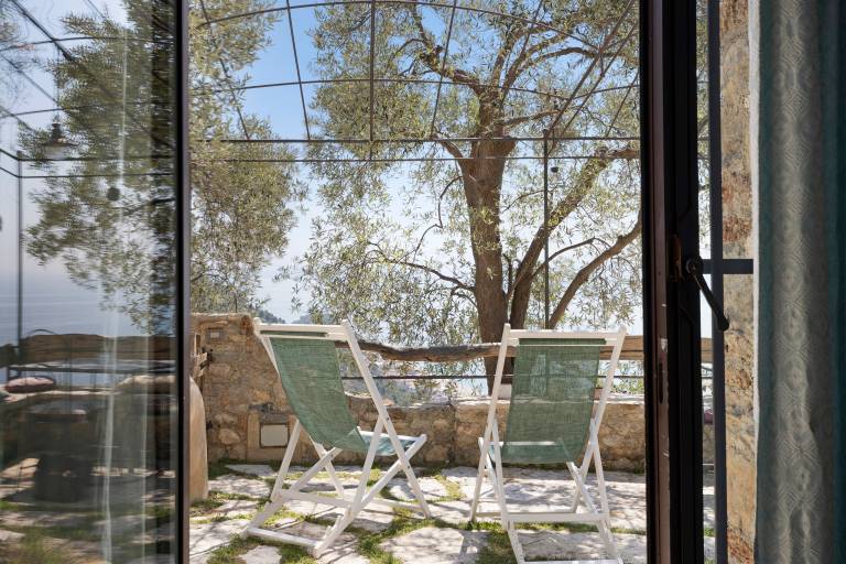 Apartment 'Lavanda' with Sea View, Garden, and Wi-Fi — photo 3