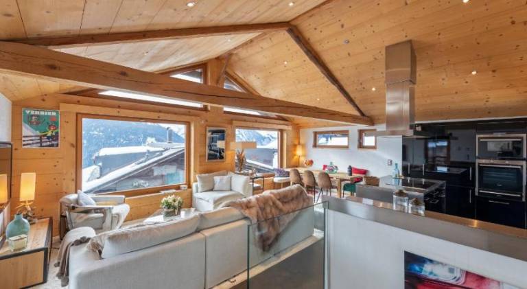 Chalet with 4 rooms for 10 persons in Bagnes