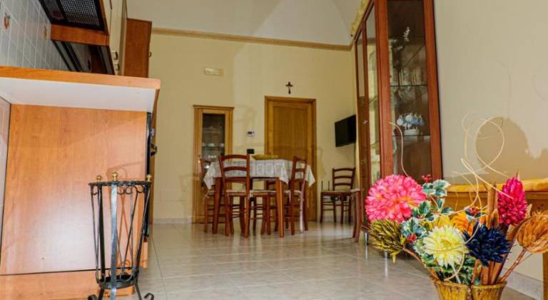 House with 2 rooms for 4 persons — photo 4