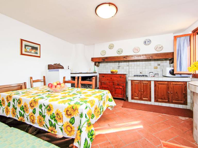 Pleasant house with grill, patio & private pool | Nature view | Pet-friendly — photo 4