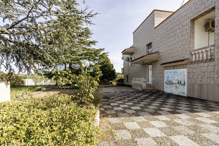 Villa  Noci