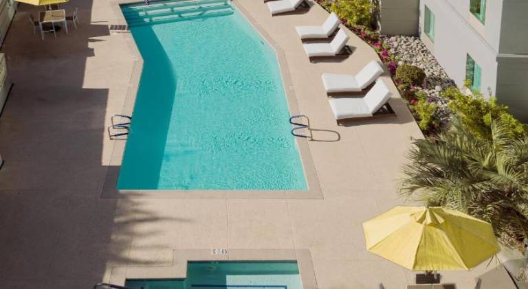 Hampton Inn & Suites Palm Desert — photo 2