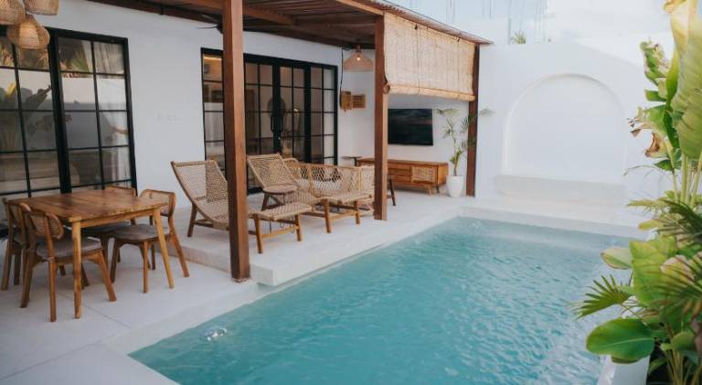 120 m&sup2; Villa