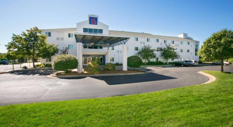 Motel 6 Brooklyn Center, MN - Minneapolis — photo 4
