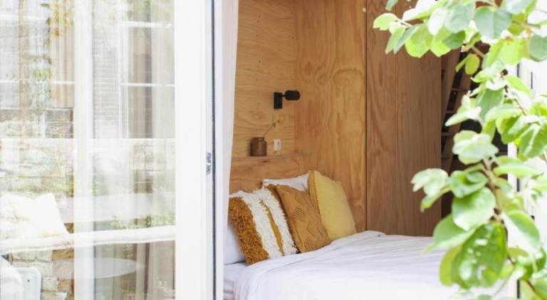 Bed & Breakfast  Dordrecht