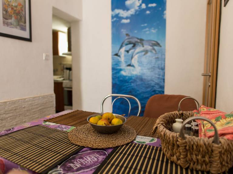 Ferienwohnung in Grebaštica für max. 3 Personen Ferienwohnung in Grebaštica für max. 3 Personen