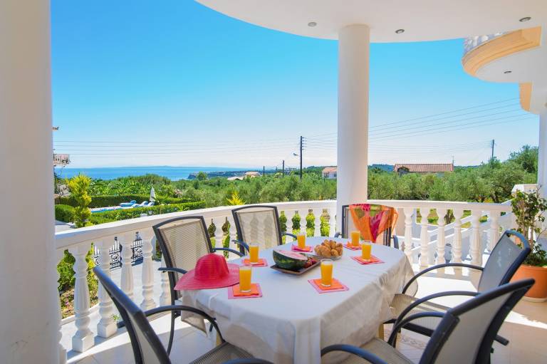 Villa with terrace, garden & heated pool | Garden view | Good for workation — photo 3