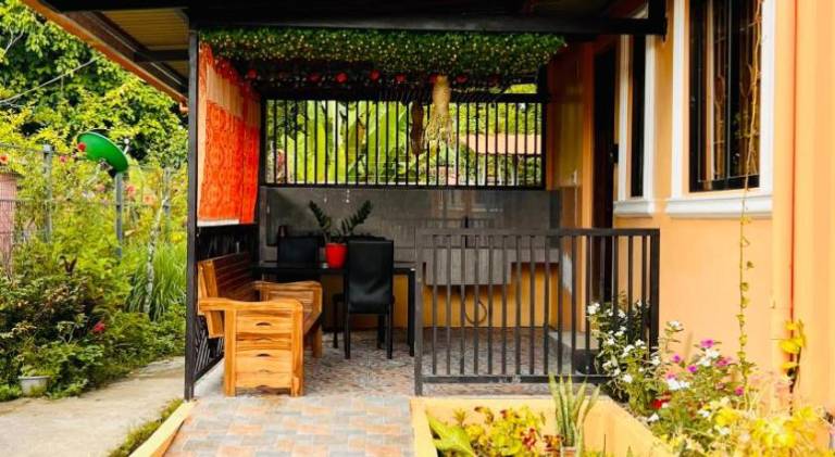 Chateau La Princesa 1 Family Room with private entrace, balcony & kitchen in Puerto Princesa