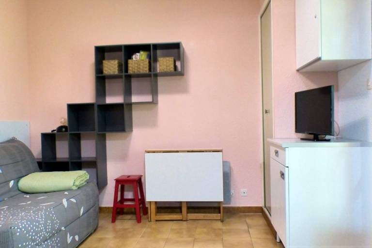 Studio for 4 persons — photo 3
