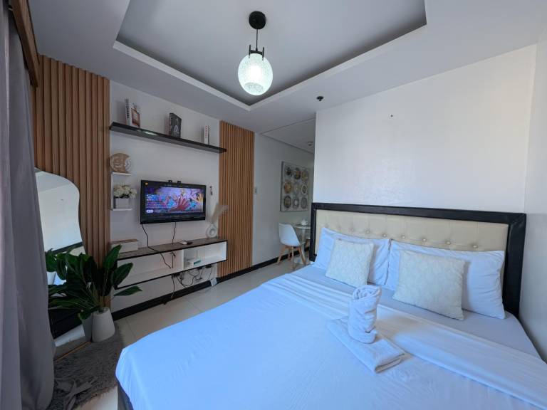 Rental apartment with jacuzzi & pool | Pets allowed in Manila
