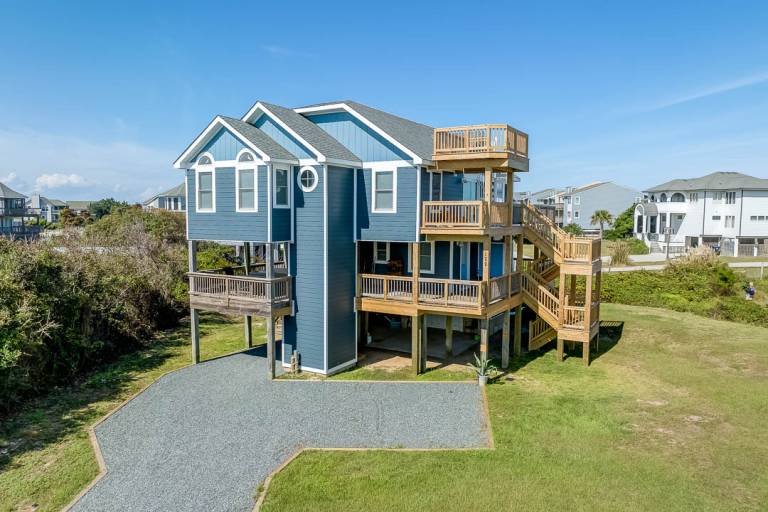 House with barbeque in Duck, NC
