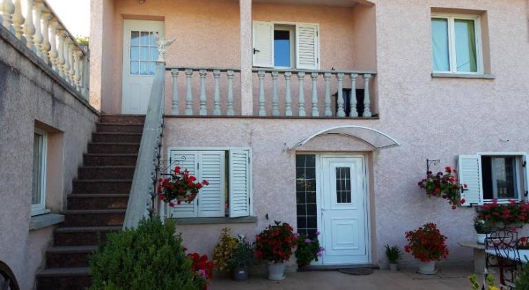 Apartment with 1 room for 4 persons — photo 4