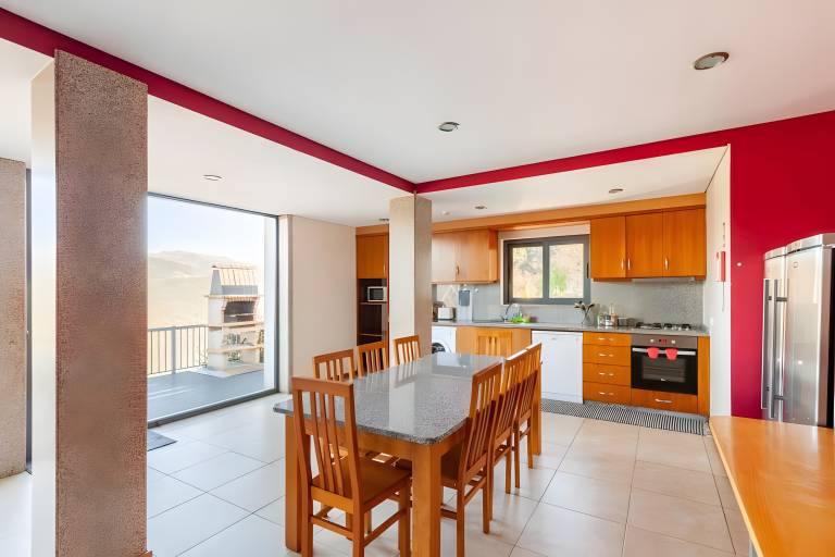 Holiday Home 'Casa De Balinhas - Gerês' with Mountain View, Wi-Fi & Air Conditioning — photo 5