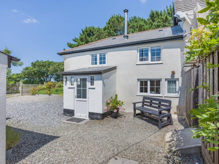 Fully equipped cottage with garden & barbeque | Pet-friendly in Bude