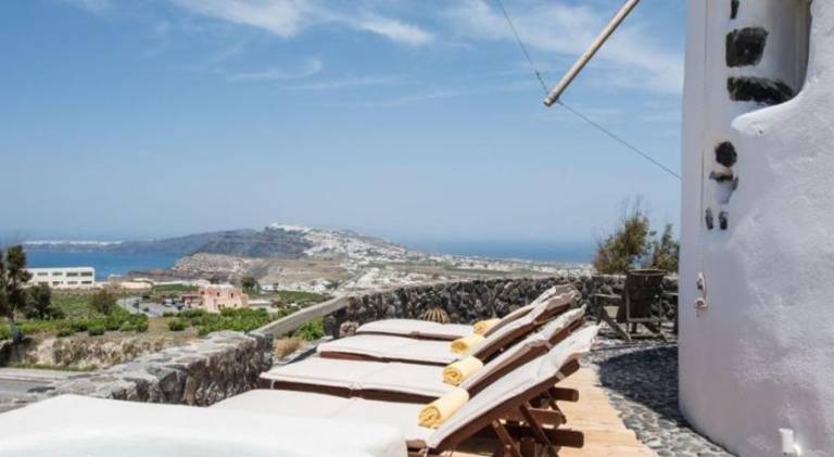 Spacious villa with hot tub & pool | Dogs allowed — photo 3