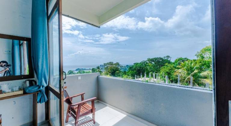 Villa with yard & patio | Close to the beach | Dogs allowed — photo 3