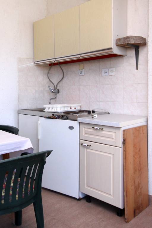 One bedroom apartment with balcony Sućuraj, Hvar (A-6732-c) — photo 2