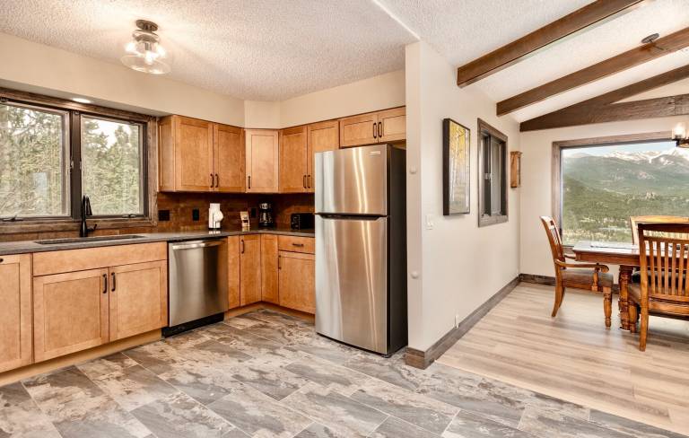 Vacation home with terrace — photo 4