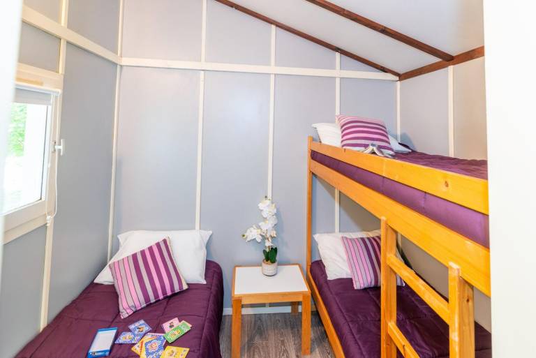 Chalet 3/5 personnes - Village de Vacances Domaine Saint-Jean — photo 4