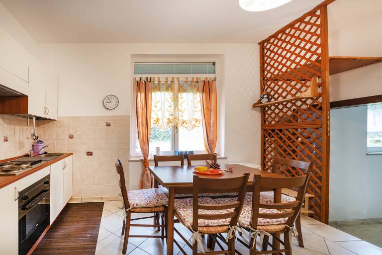 Rental apartment with pool & yard | Beach view — photo 3