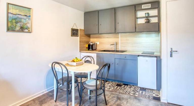 Apartment with 1 room for 4 persons — photo 4