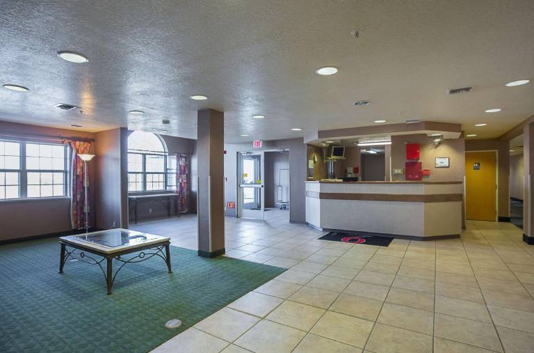 Motel 6 Bernalillo, NM — photo 4