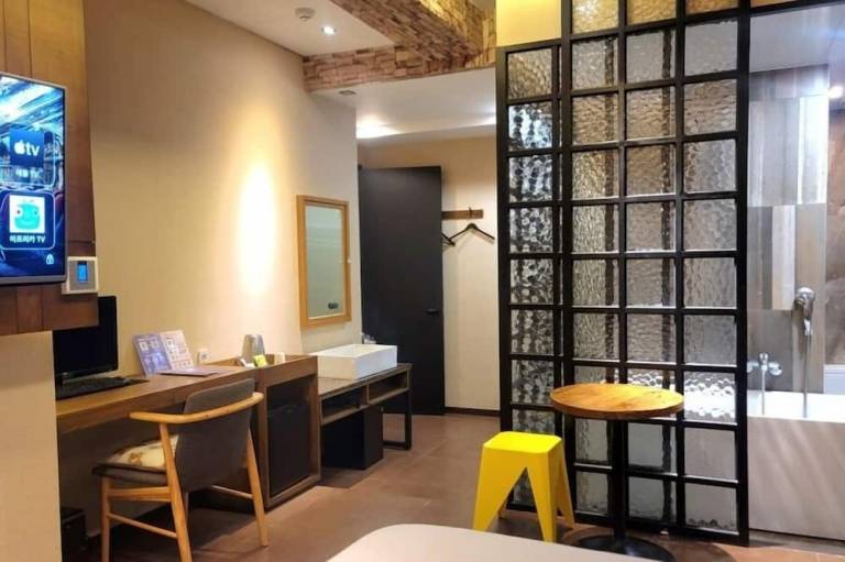 Jinhae Pasta Hotel