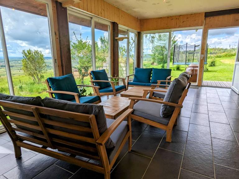 Accessible house with pool, wifi and parking in Châtellenot — photo 4