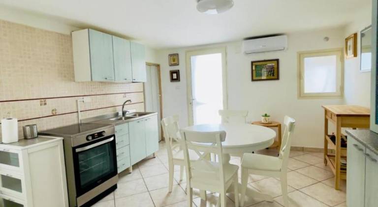 Holiday apartment with 2 rooms for 5 persons — photo 2