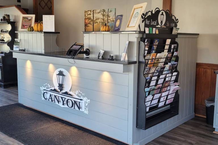 The Canyon Motel