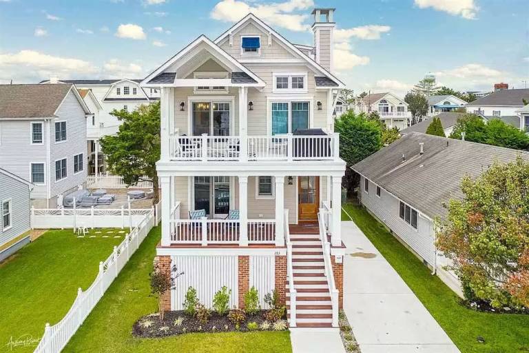 House  Avalon
