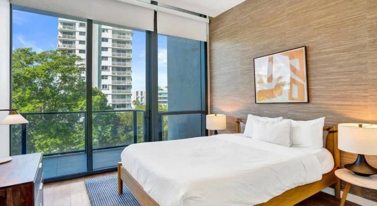 Beautiful rental apartment | Near Miami Beach Botanical Garden | Pet-friendly in Miami Beach, FL
