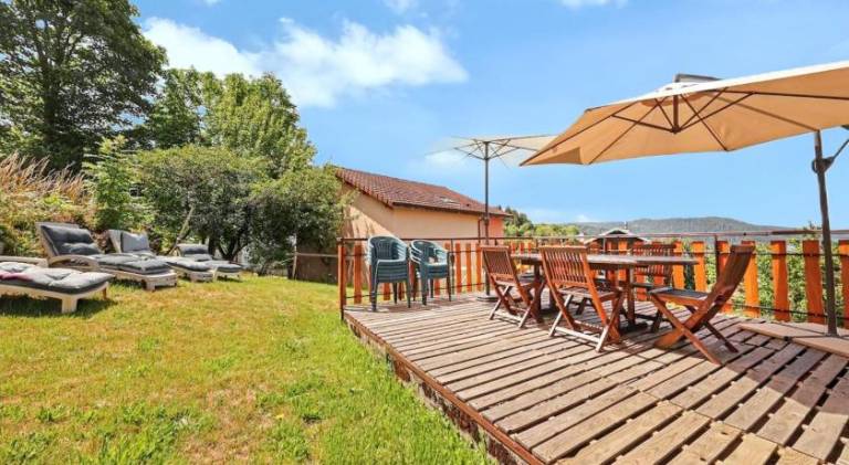 Charming vacation home | Pets allowed — photo 4
