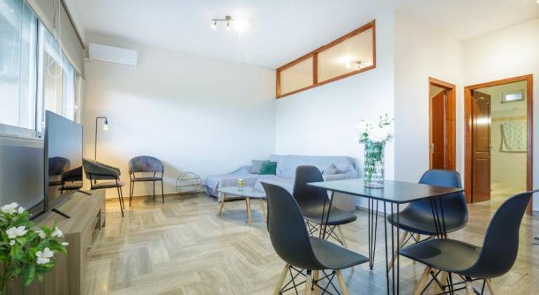 Rental apartment with terrace — photo 3
