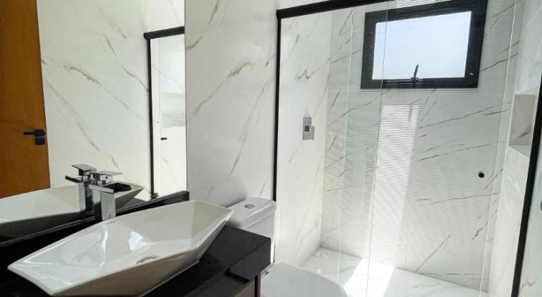 Holiday apartment with garden, patio & hot tub | Beach nearby | Suitable for remote work | Dogs allowed — photo 2