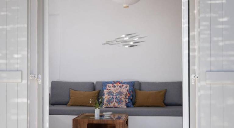 Villa AVRA, a serene Cycladic villa with private pool overlooking the Aegean Sea — photo 5