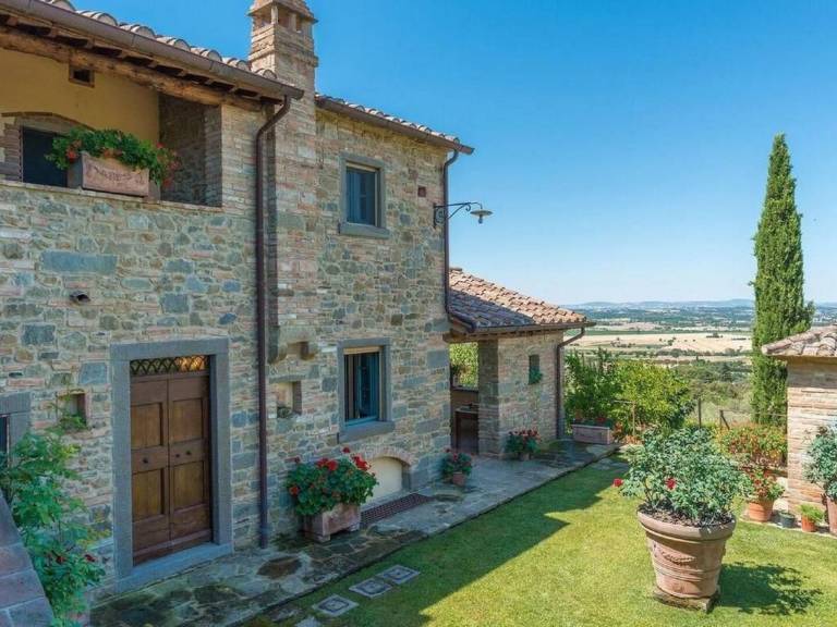 Wohnung in Cortona mit Terrasse, Garten und Grill — photo 2