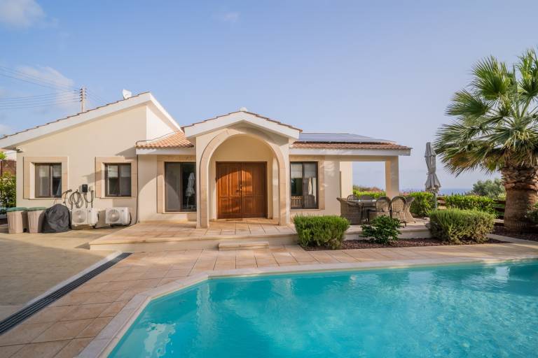 Villa  Pissouri