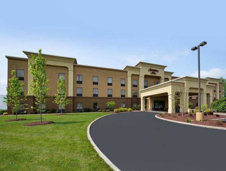 Hampton Inn Utica in Utica, NY