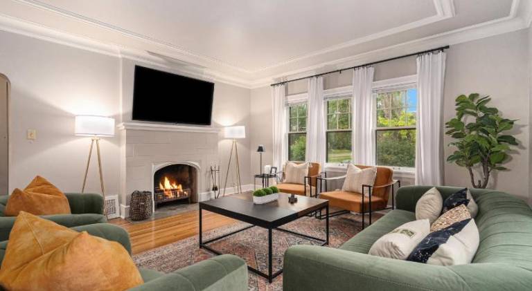 279 m&sup2; Ferienhaus