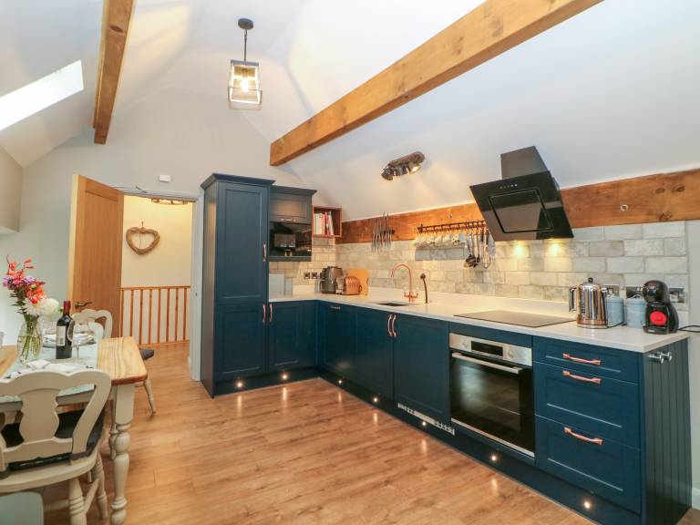Fully equipped wonderful cottage with yard | Dogs allowed — photo 2