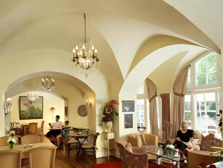 Hotel Bischofshof am Dom — photo 4