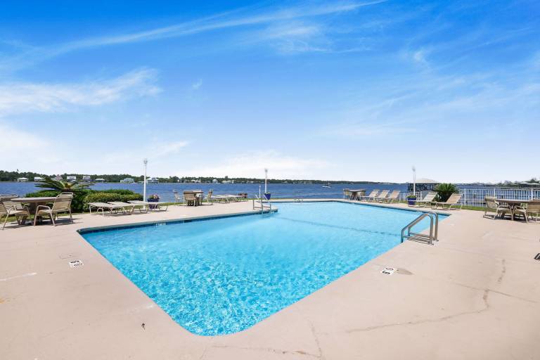 Compass Point 201 Pet-friendly for fee Boat ramp — photo 4