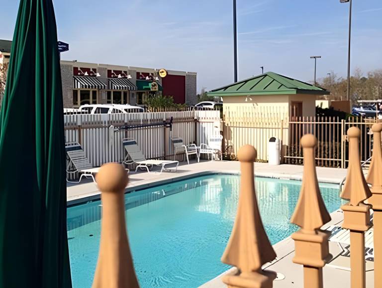 Magnuson Hotel Denham Springs — photo 5
