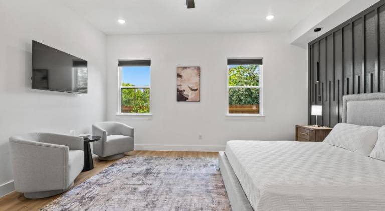 Vacation home | Pet-friendly in Dallas, TX