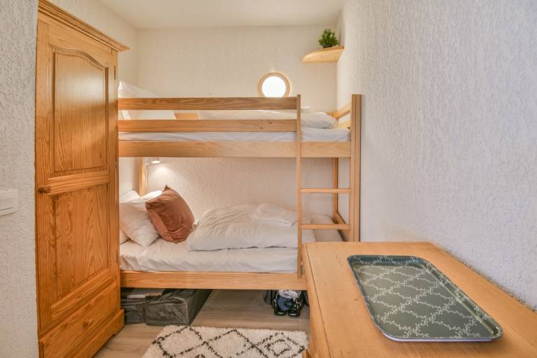 Family-oriented wonderful rental apartment with terrace | Mountain view | Close to the ski | Dogs allowed — photo 5