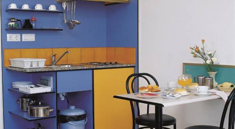 Family-oriented serviced apartment with terrace | Beach nearby | Suitable for remote work | Dogs allowed — photo 3