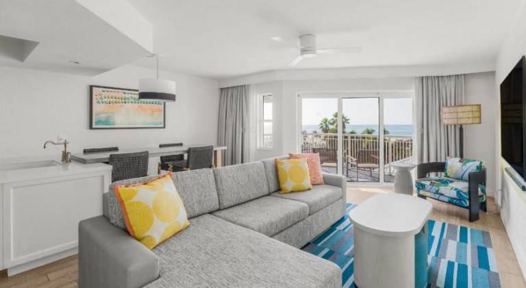 Beach House Suites by the Don CeSar — photo 2