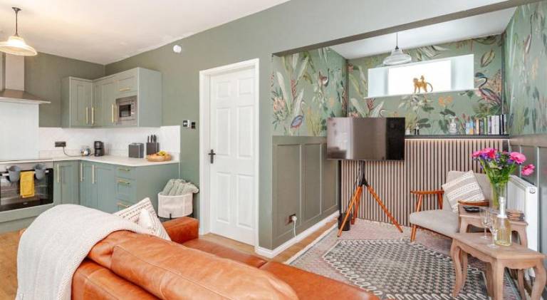 Pleasant apartment | Pet-friendly in Windermere