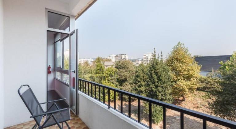 Holiday apartment with patio — photo 4